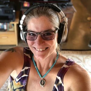 Meet your Posher, Peggy